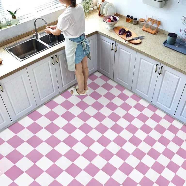 commercial kitchen vinyl flooring​