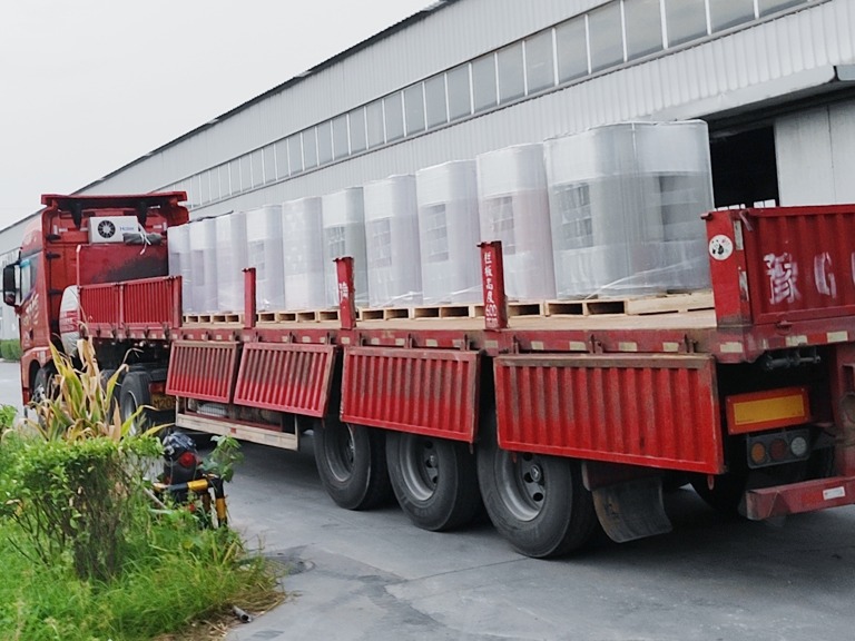 Vietnamese Customer Ordered Self-Adhesive Decorative Film – Pulivk Film Factory Export